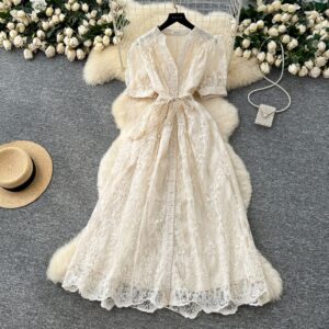 Robe Karolina Demi Monche